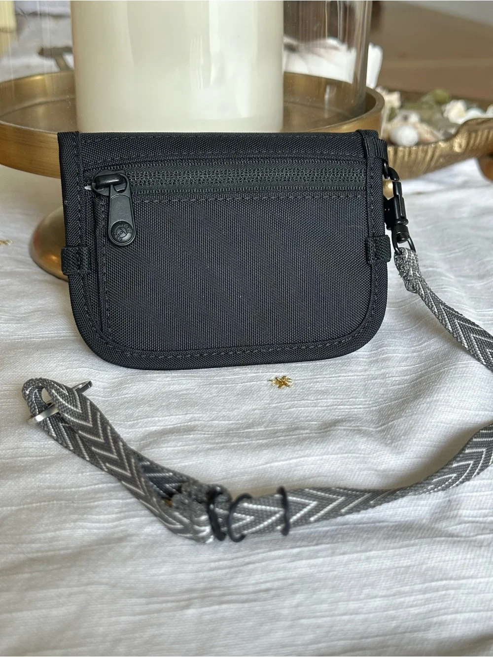 Pacsafe RFID Blocking Wallet - Black